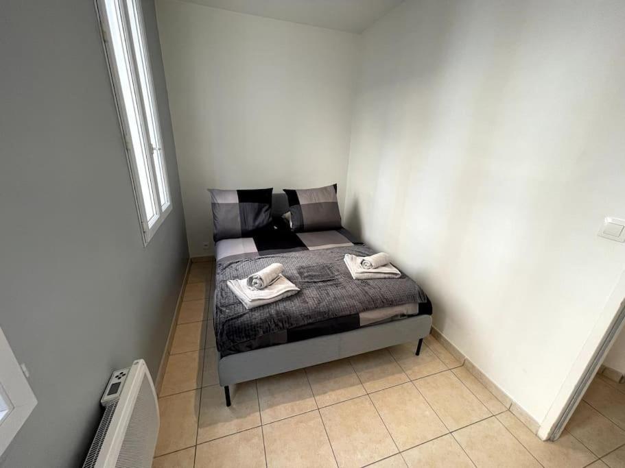 Appartement T2 Pour 3 Personnes Marseilles Exterior foto